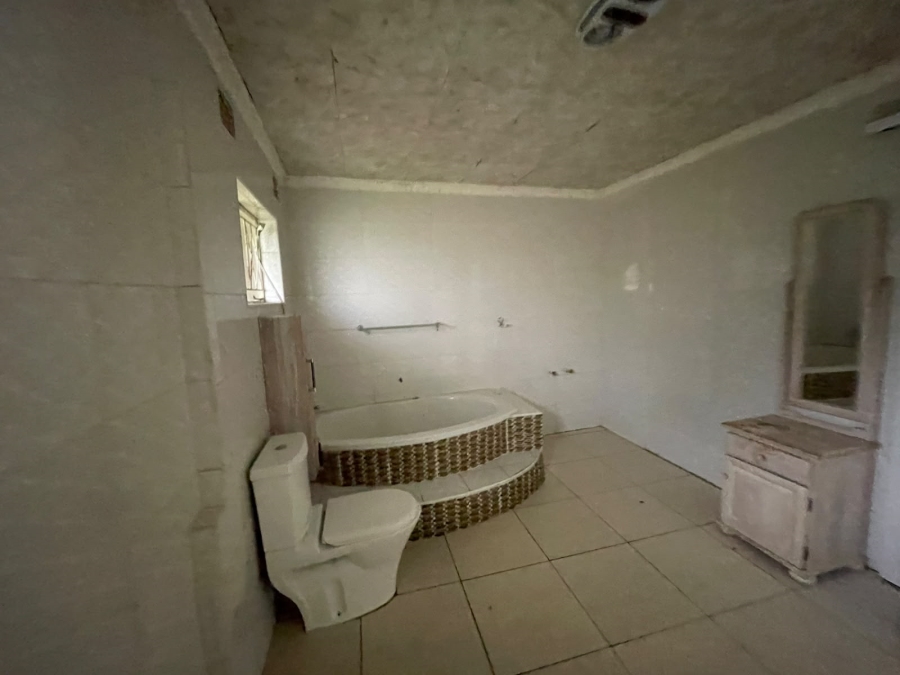 4 Bedroom Property for Sale in Amalinda North Eastern Cape
